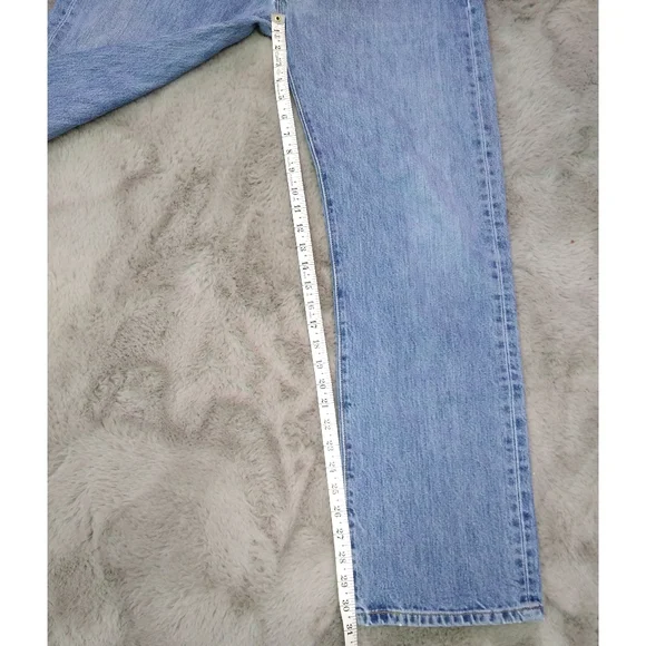 Vintage Levis 501 High Rise Straight Leg Button Fly Jeans 34x32 - Picture 8 of 8